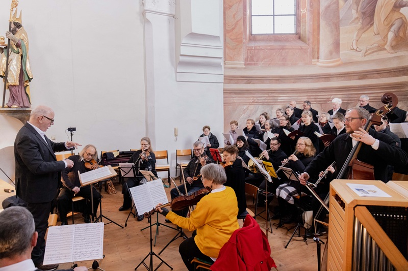 Bild "Pfarrei Gotteszell:Muenster-2.JPG"