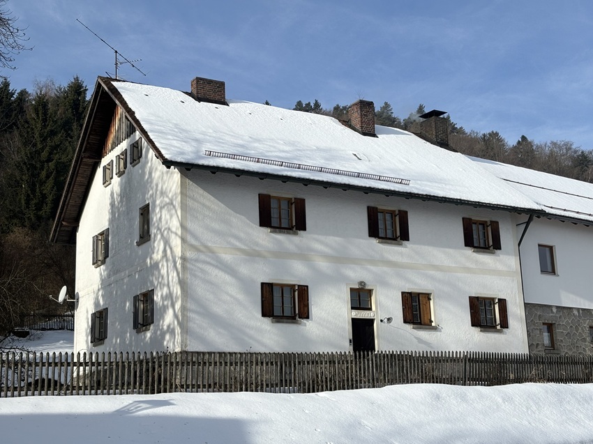 Bild "Pfarrei Gotteszell:Pfarrhof.jpg"